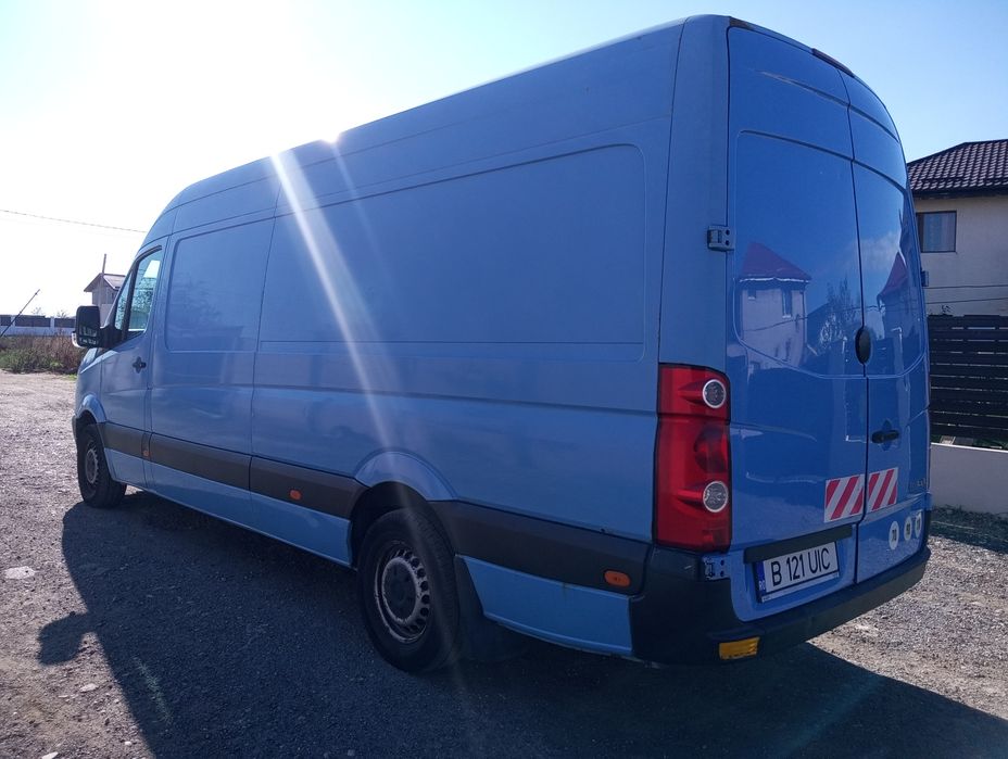 Închiriez duba 300 lei/ 24 h