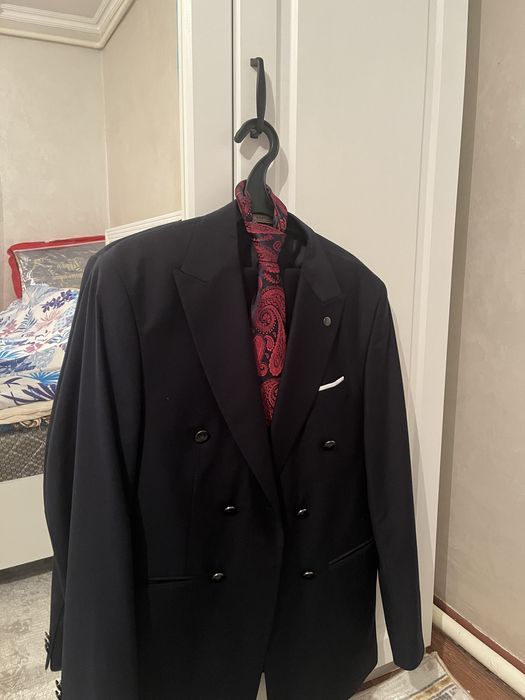 Костюм двухпортный с рубашкой