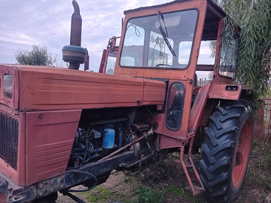 Vand tractor universal 650 original de fabrica