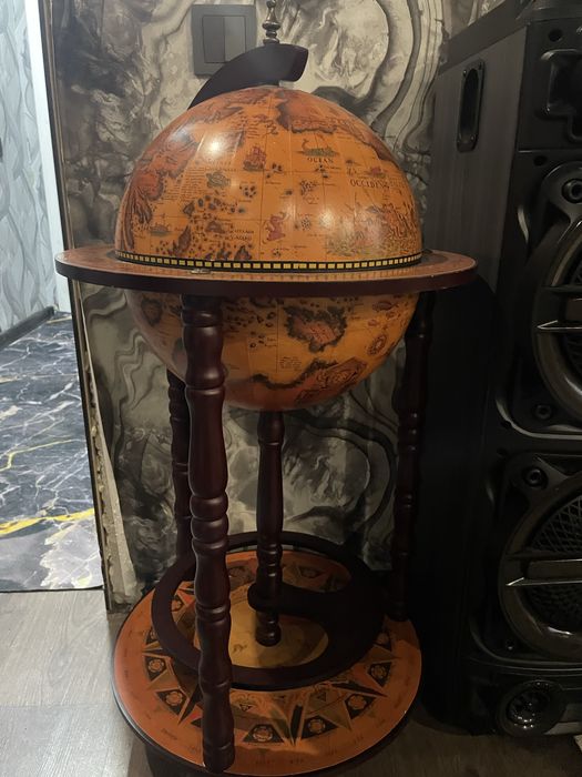 Продам глобус бар