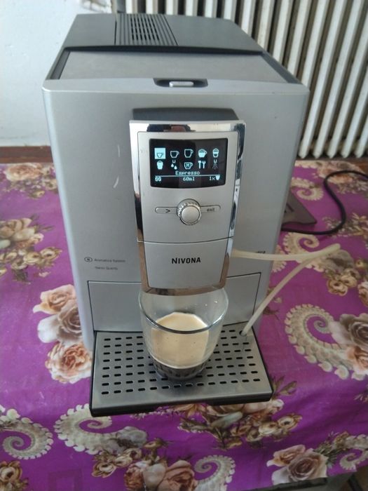 Expresor Nivona cafea boabe și macinata