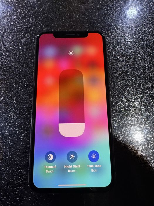 Iphone xs сотилади