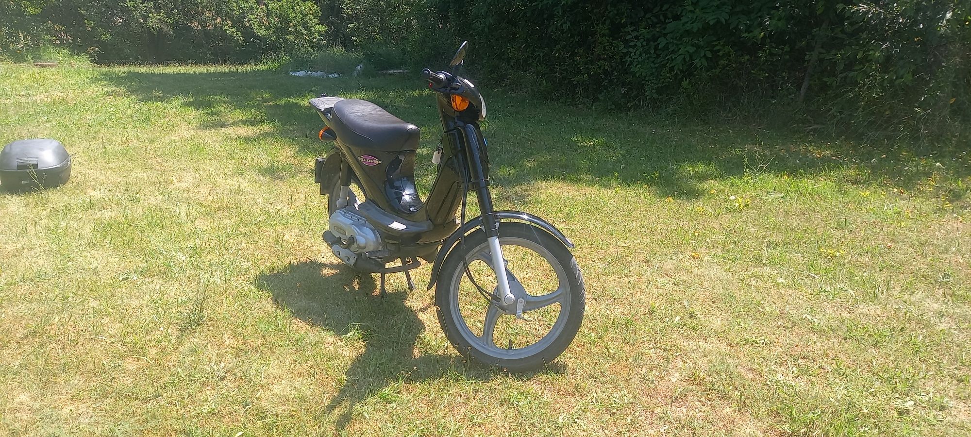 Продавам Piaggio velofax
