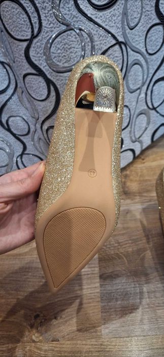 Дамски обувки 43 номер