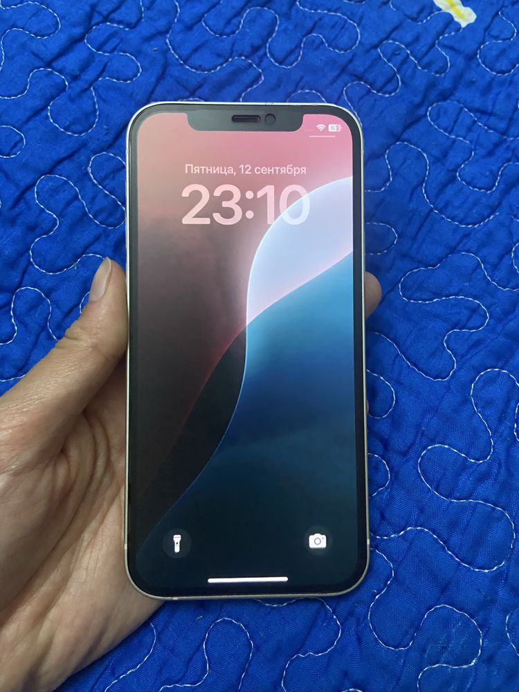 12 iphone 83%  300$