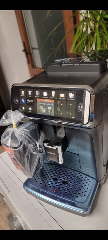 Model PHILIPS seria 5400latteGo