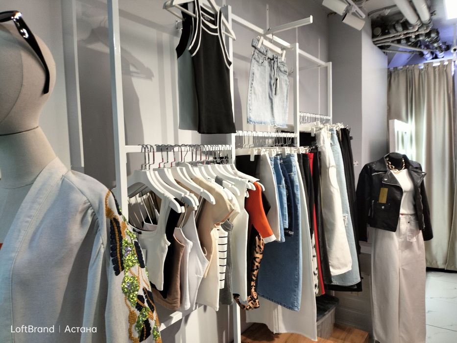 Регулируемые рейлы, полки в стиле лофт. Лофт мебель. LoftBrand