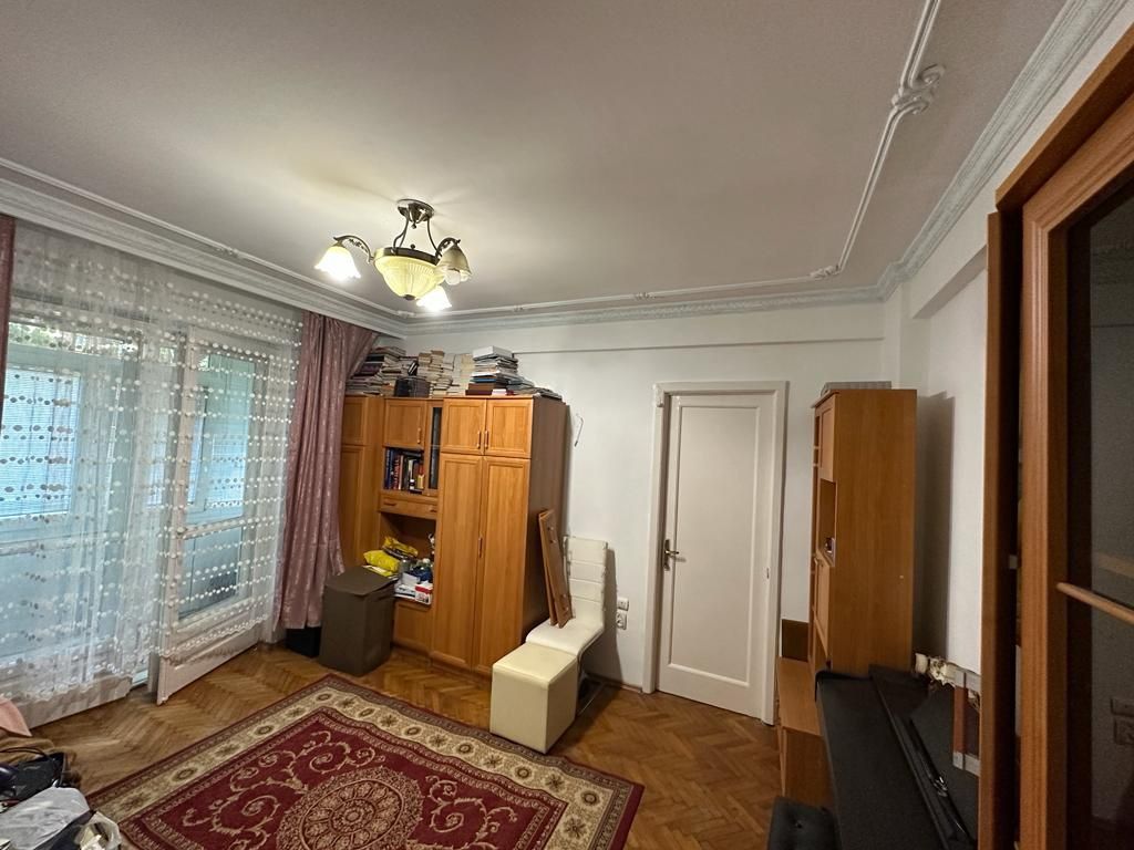 VAND URGENT apartament 3 camere RAHOVA