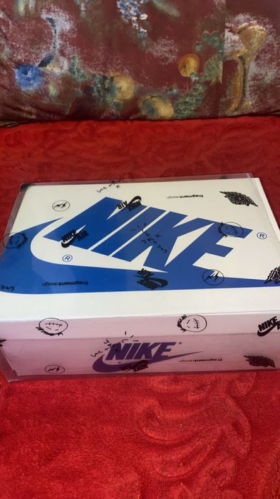 Jordan 1 low travis scott x fragment