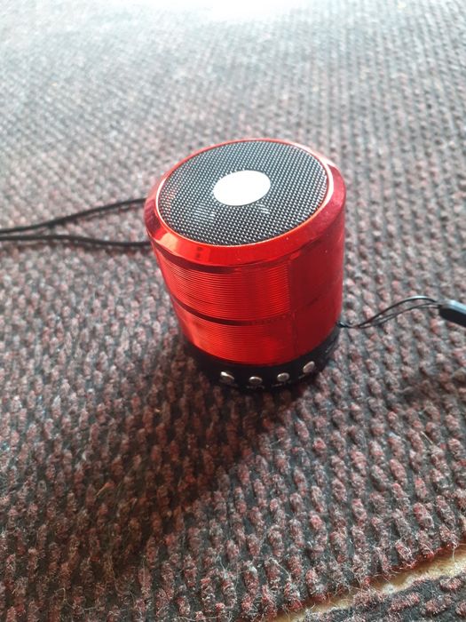 Vand boxe prin Bluetooth