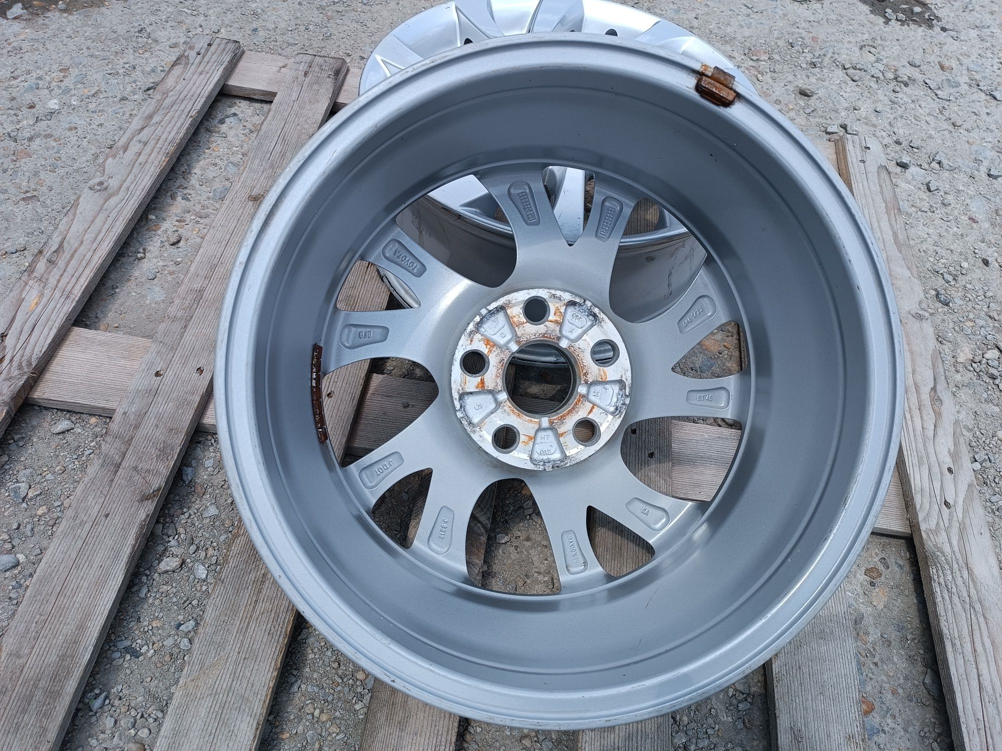 2бр лети джанти 16ки 5х114.3 Toyota