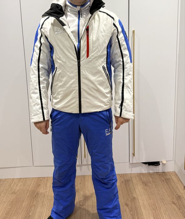 Vand costum de ski Armani EA7 marimea M/L