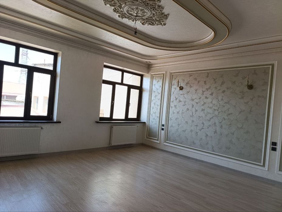 Сампи, Юнусабад! Продаётся Евродом 5,5 соток 5 комнат