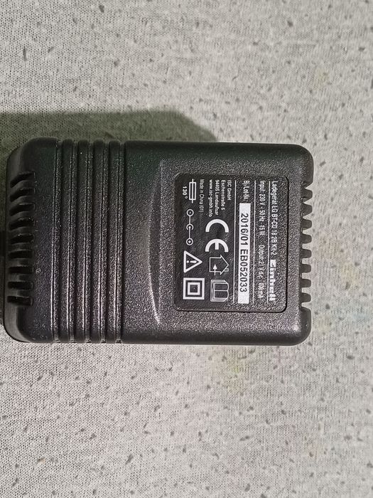 Incarcator Einhell 21v  400mA
Este testat