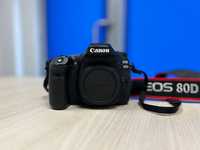 Camera foto DSLR Canon 80D