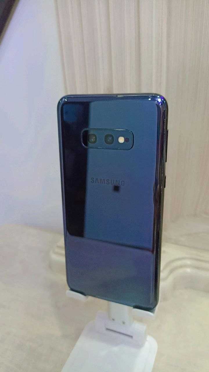 Samsung s10e ideal