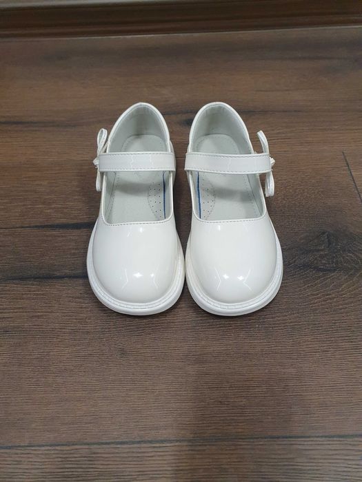 Официални обувки Clibee