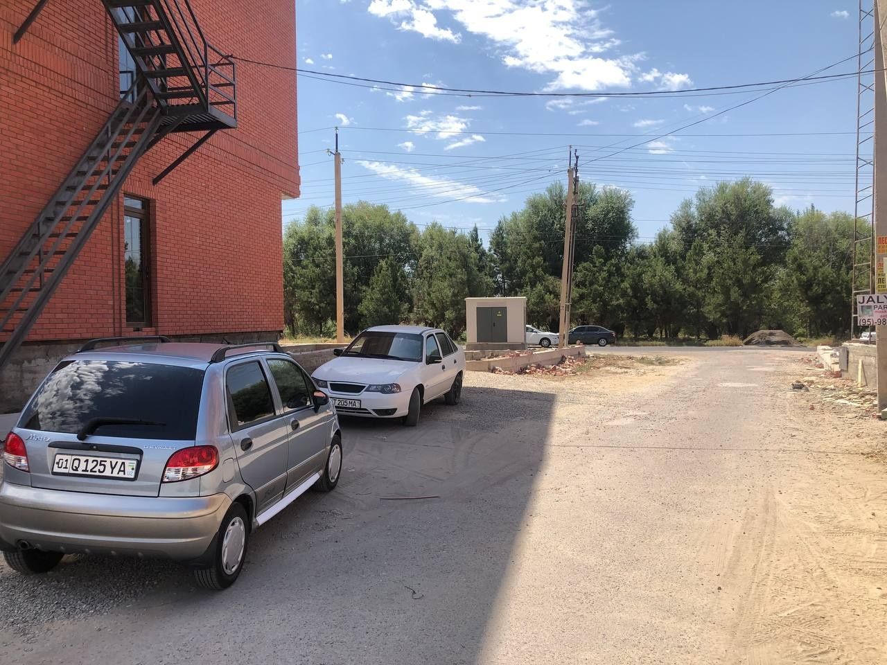 Mehnatda yer sotiladi srochno