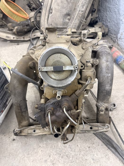 Матор мерседес 102 каропка 4 ступка дозатор трямблор