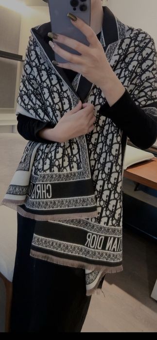 Fular Christian Dior, model 2026, 3 modele