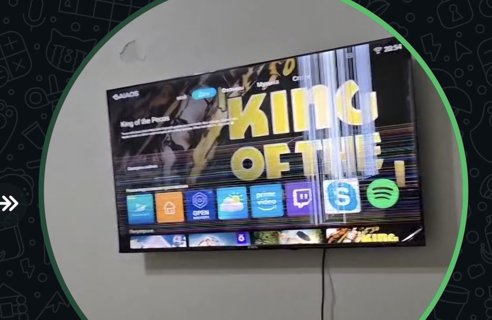 Телевизор с разбитым экраном