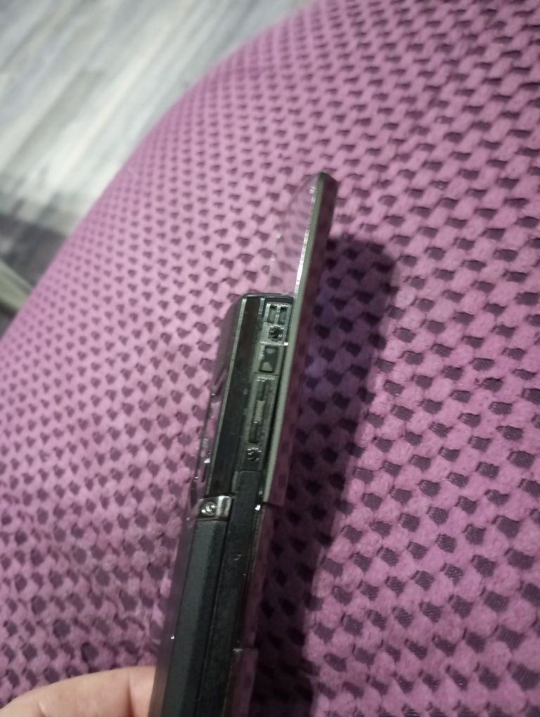 VERTU Signature Slide