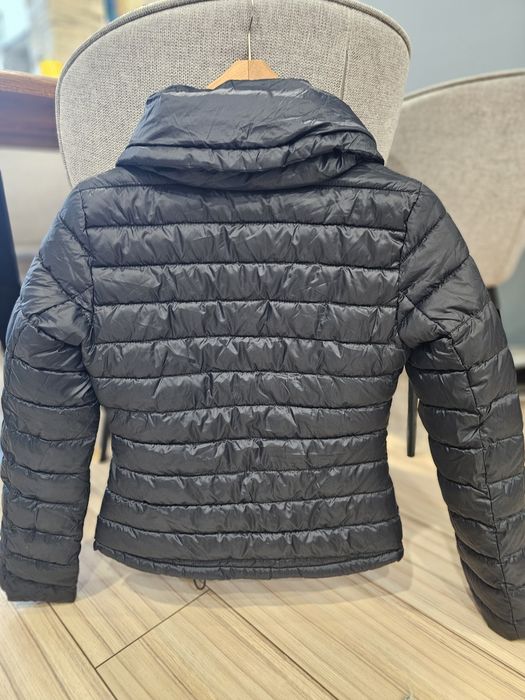 Тъмно синьо яке Зара и златни копчета