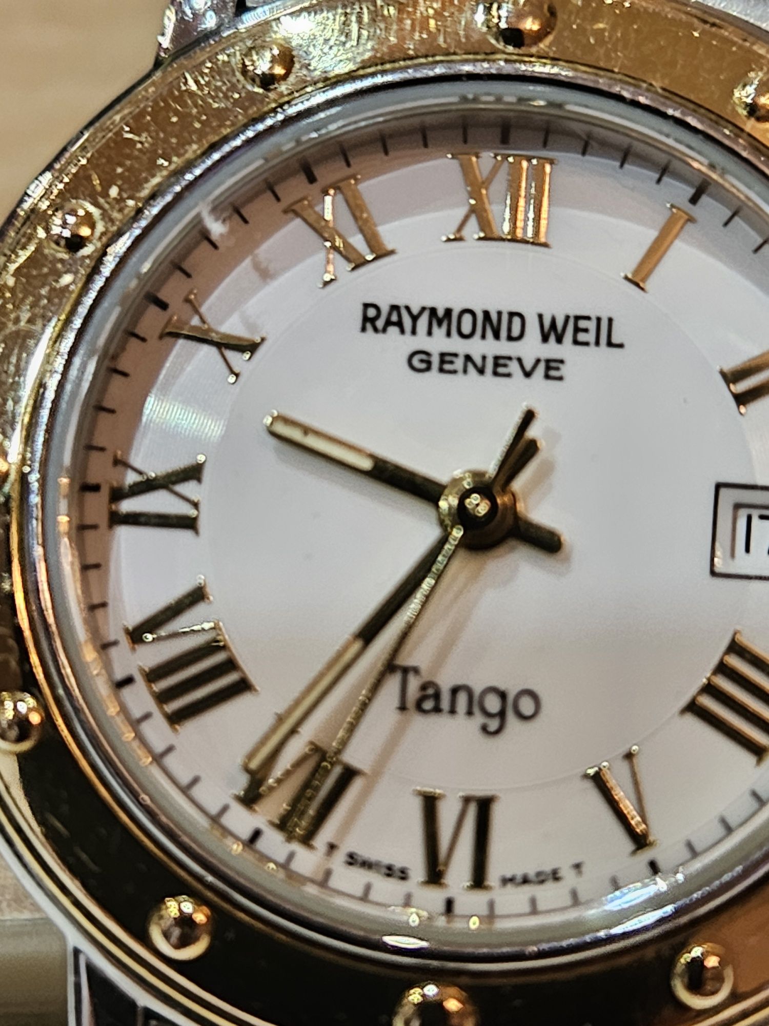 Часовник  Дамски RAYMOND  WEIL