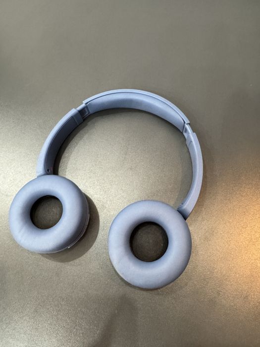 Vând căști wireless SONY