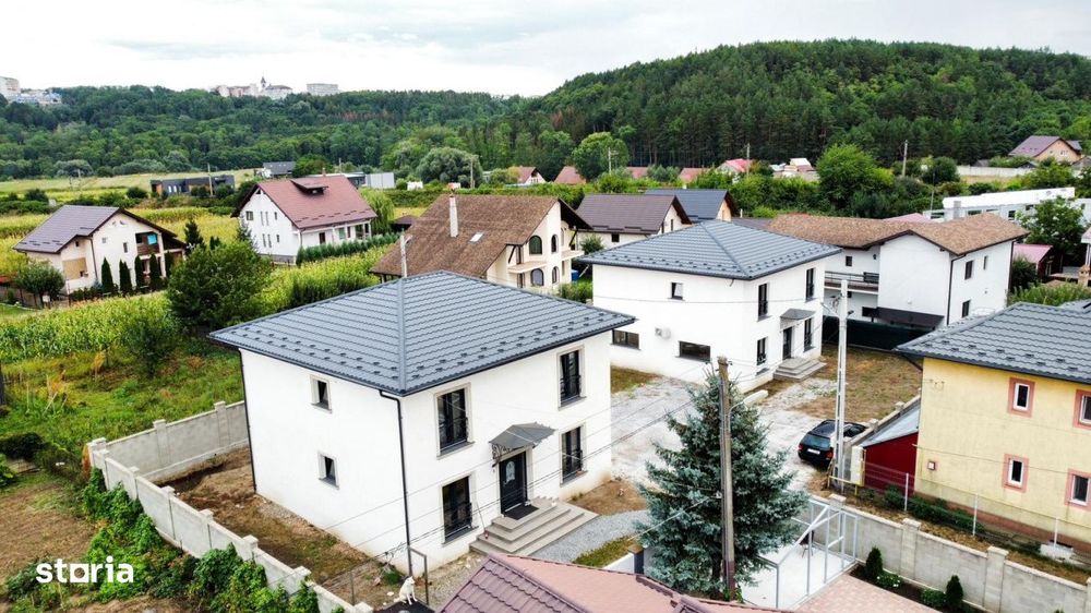 De vanzare casa noua 6 camere  curte 500 mp- Scheia, Suceava