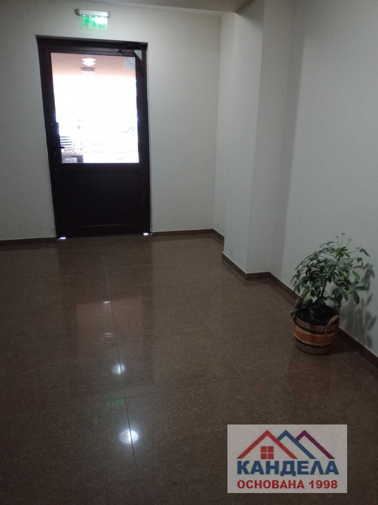 Продава се Двустаен апартамент в Пловдив, Христо Смирненски - 86 кв.м за 1500 €/кв.м - Снимка #15
