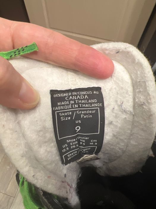 Коньки хоккейные