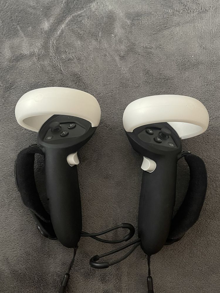 Oculus/Meta Quest 2 128GB + Аксесоари