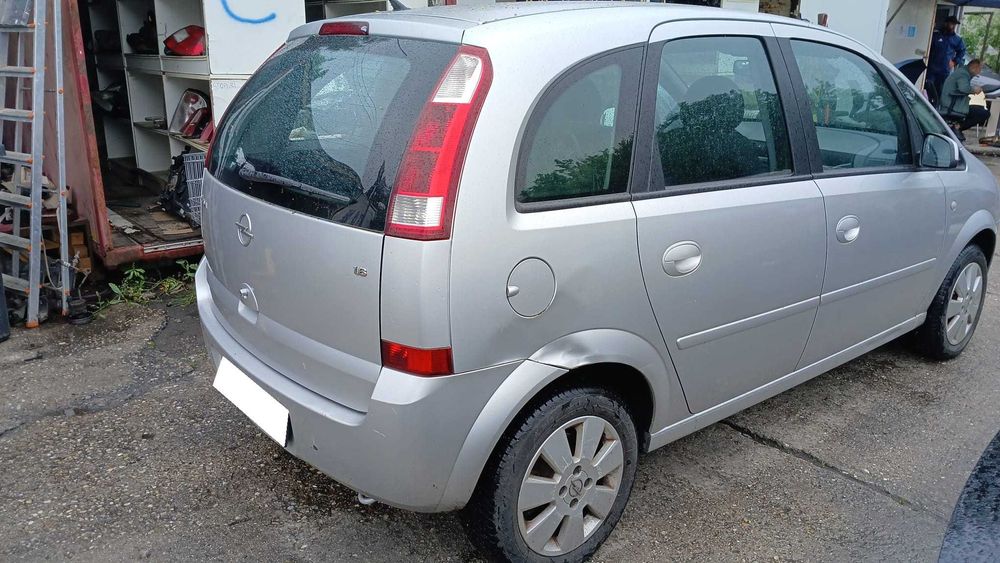 Dezmembrez Opel Meriva 1.6 Benzina DIN 2003 - Z16XE