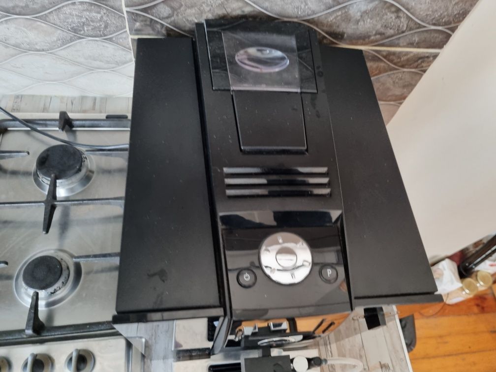 JURA IMPRESSA F8 Кафемашина и кафеавтомат