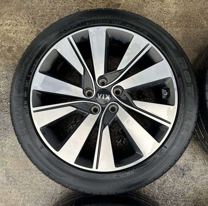 Jante / Roti Kia Sportage : 245 45 19, 7.5J / ET 50.5