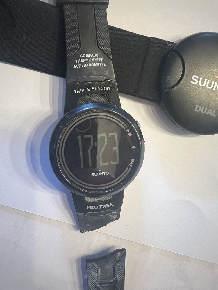 Спортен часовник SUUNTO M 5 Black