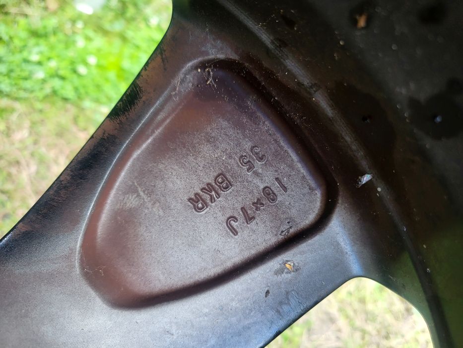 Джанта с гума 225/60/18 за Тойота Рав 4 2019/204