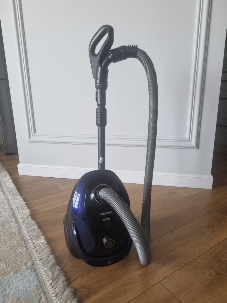 Пылесос Samsung  2000W