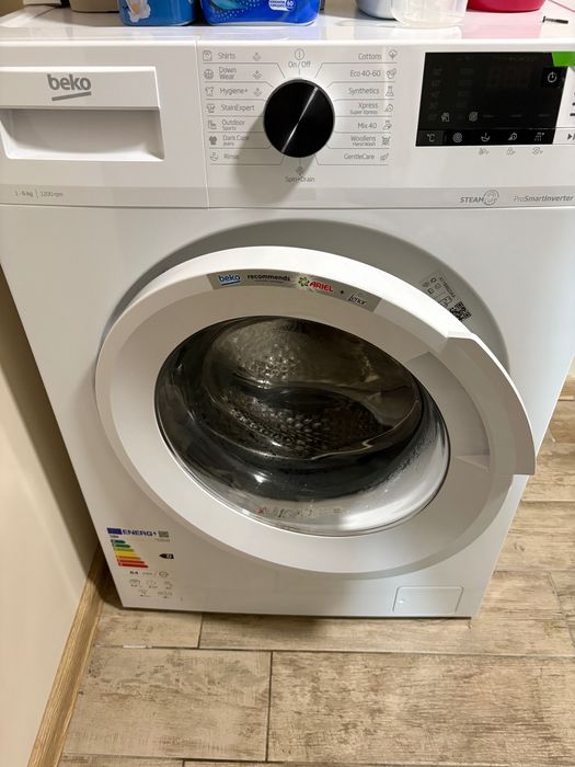 Продавам пералня Beko WUE 6622 ZW Slim