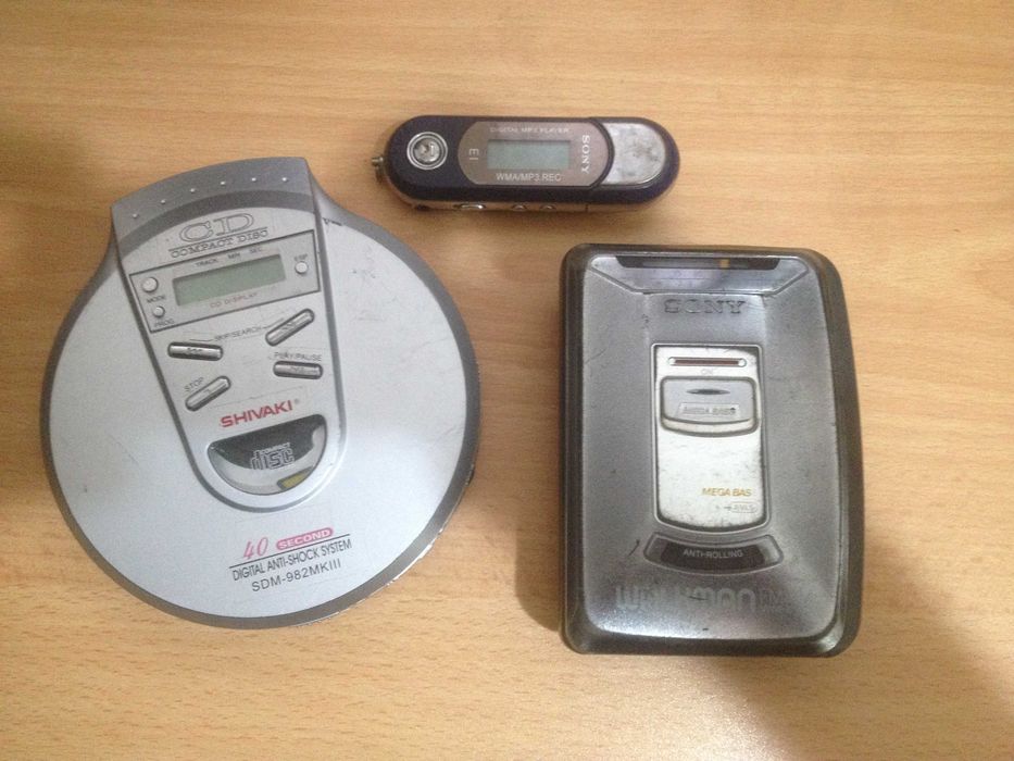Плееры Sony и Shivaki