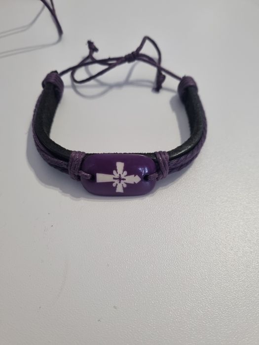 Vând colier și bratara