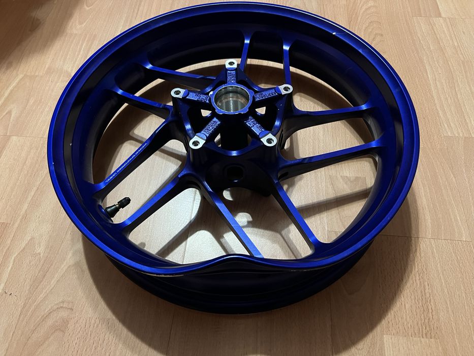 Джанта от Yamaha MT09SP 2021 front wheel - с удар!