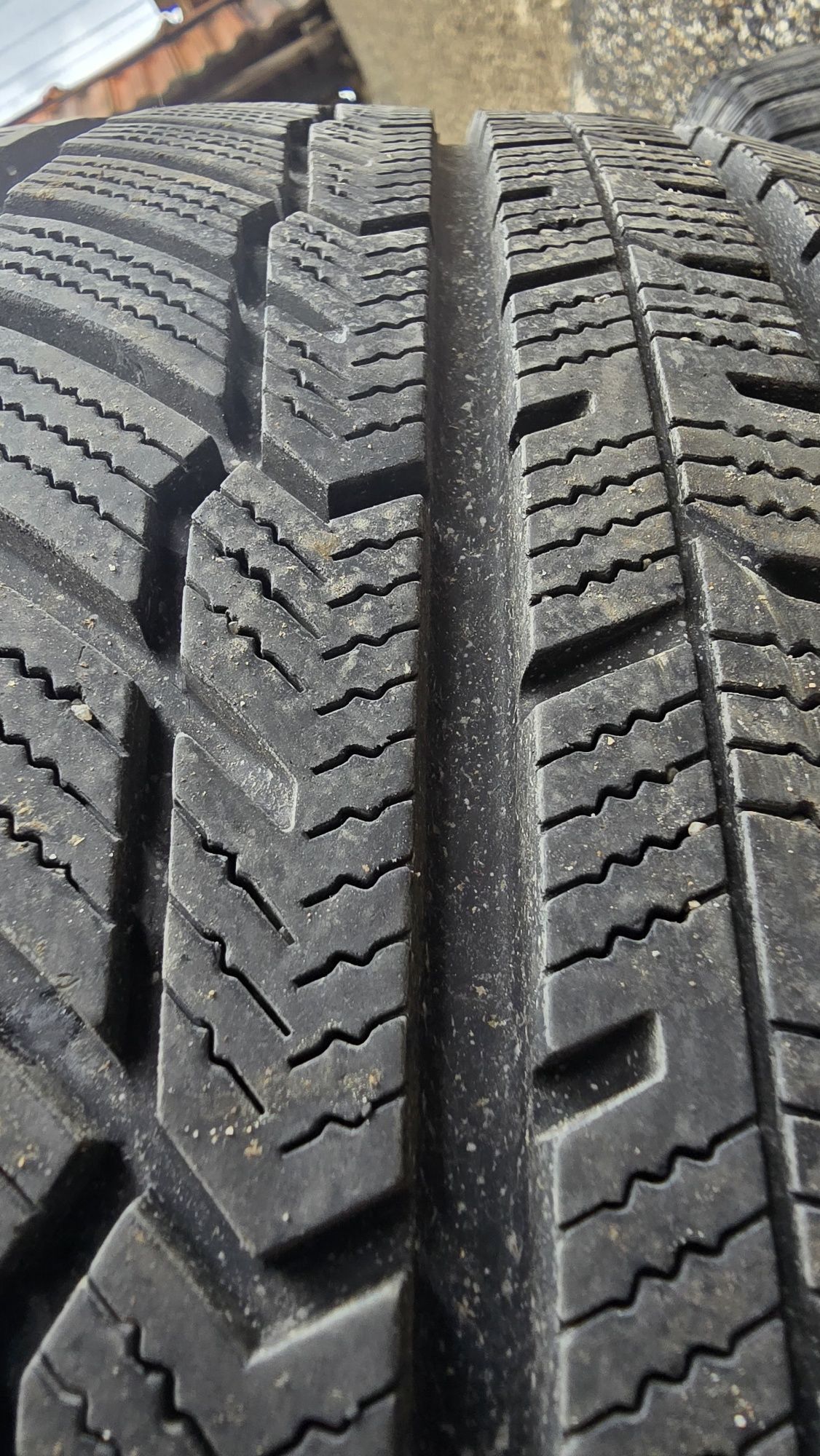 Гуми Austone 205 55 16