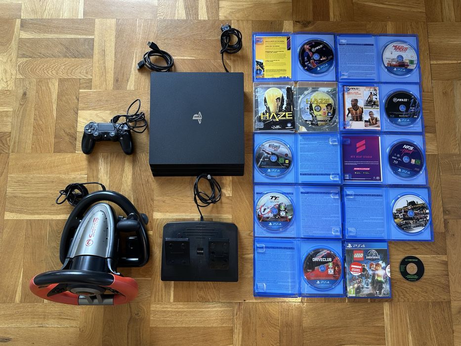 Ps4 Pro + Controller + Volan Scorpion + Pedale + 10 jocuri
