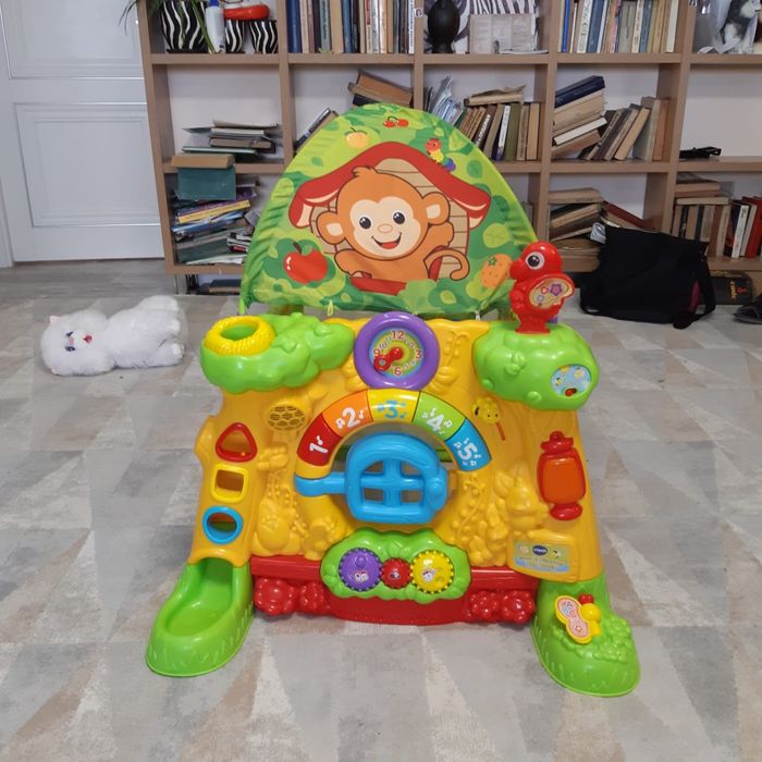 Домик игрушечный. Детский развивающий домик