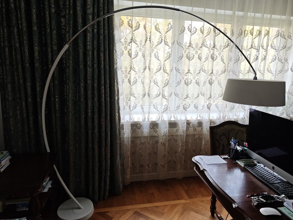 Светильник напольный устойчивый