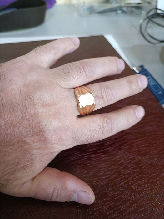 Перстень золотой