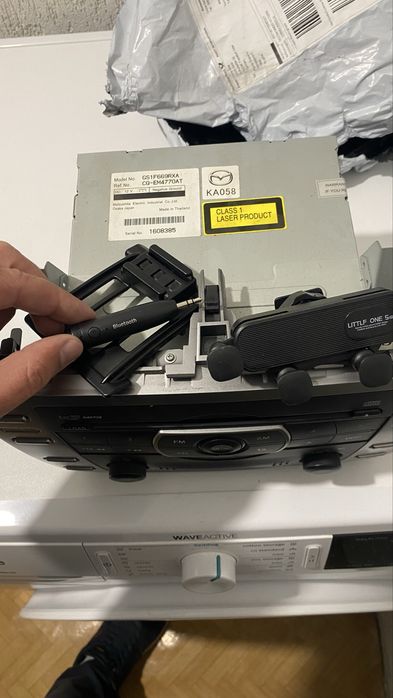 Мазда 6 Босе сд с мп3 , стойка и блутот