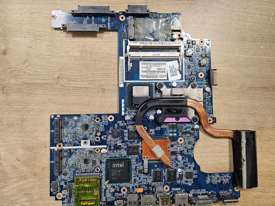 Dezmembrez laptop HP Pavilion DV7-1020us